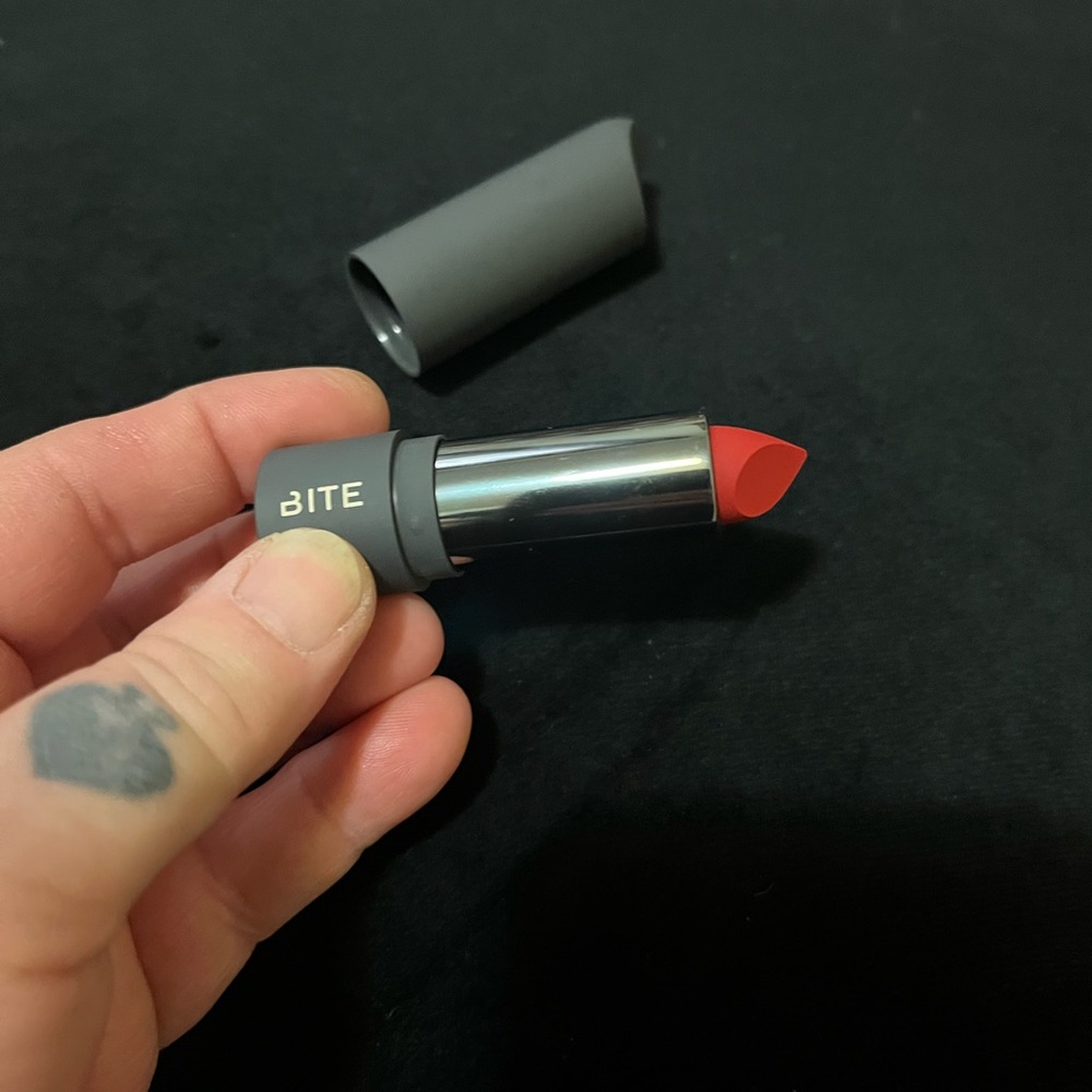 Bite Beauty Power Move lipstick in Cayenne new without box